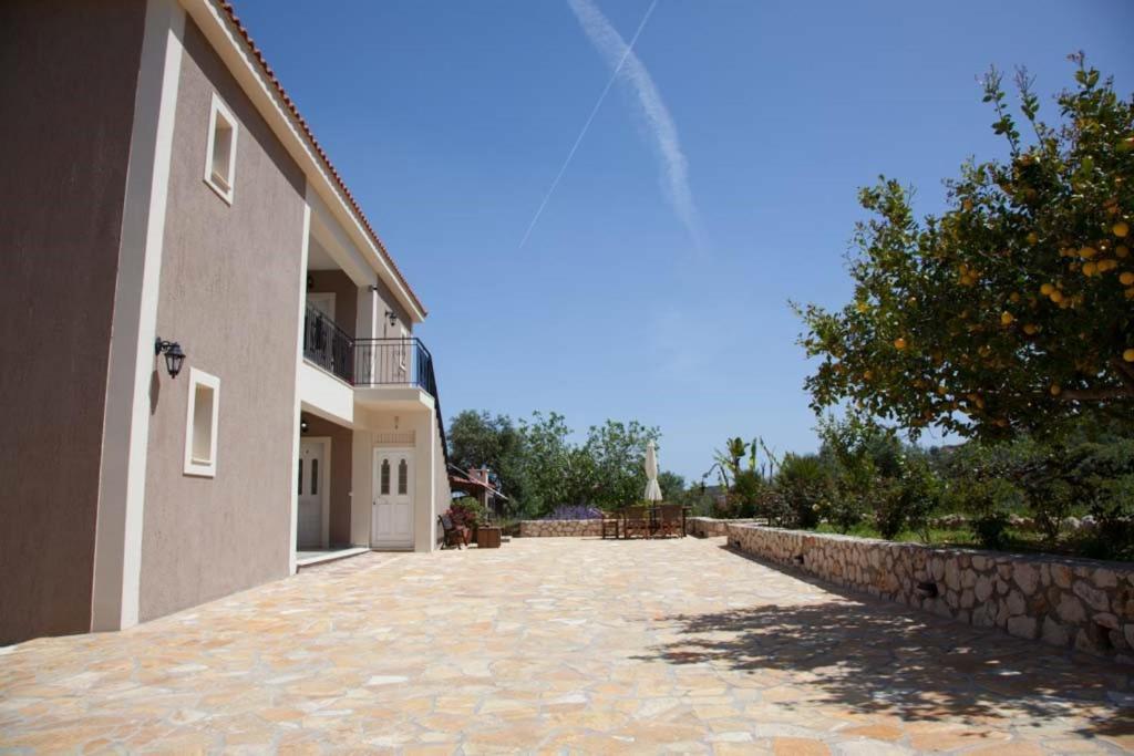Nikoleta'S Studios Argostoli  Exterior photo